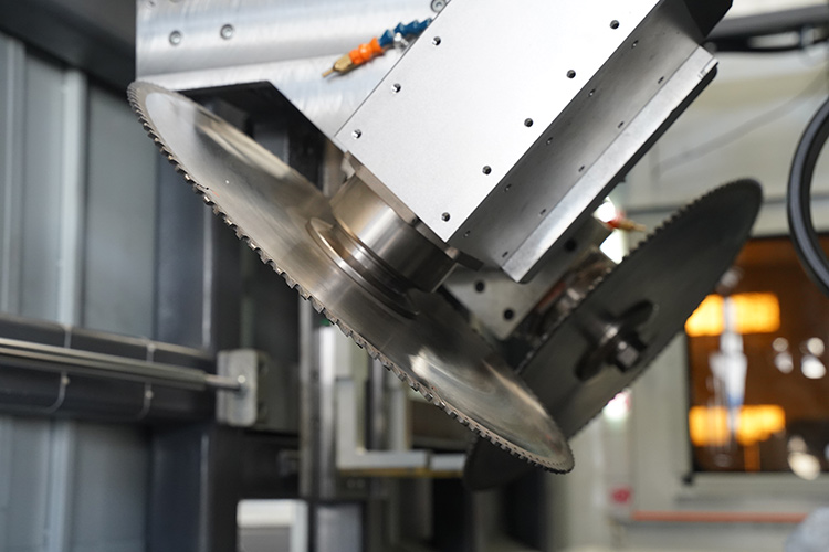  Aluminium-Alloy&PVC Profile Intelligent Cutting Center with CNC 