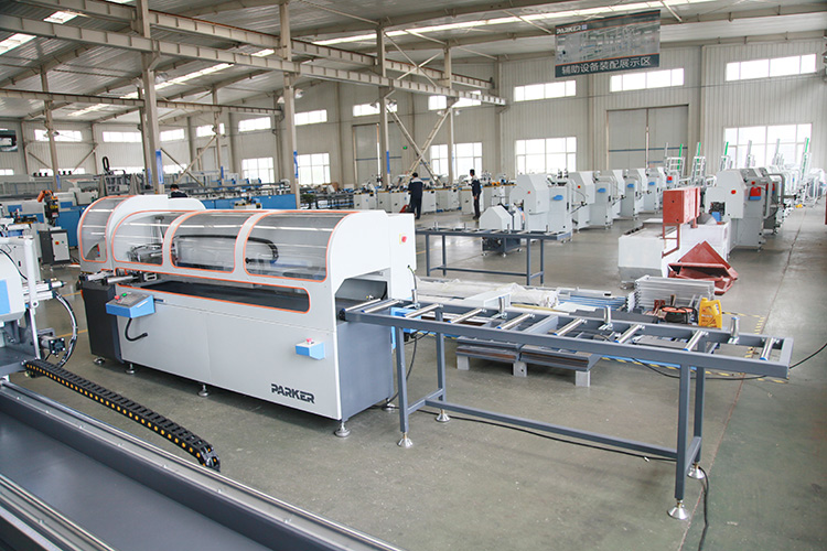 Heavy duty Aluminium CNC control Automatic Cutting Saw