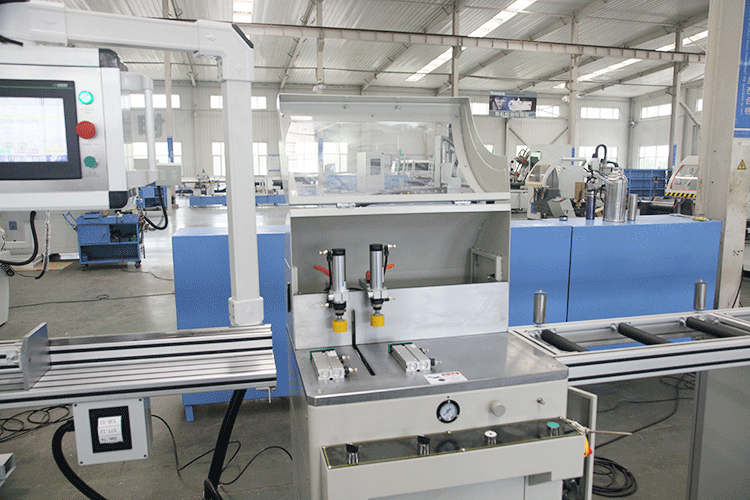 Glass pressing strip numerical control saw