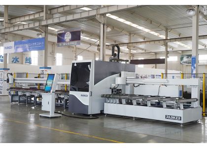 Advantages of aluminum alloy intelligent sawing center in profile processing